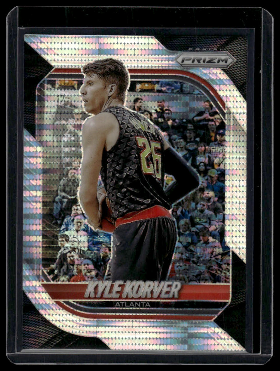 2025-26 Panini Prizm #61 Kyle Korver Pulsar Prizm